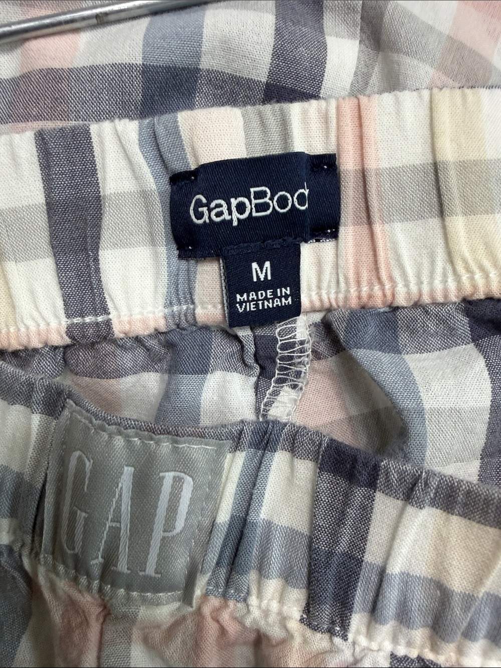 Gap Body Light Plaid Elastic-Waist Pajama Shorts - Soft Pastel Check - Picture 3 of 4